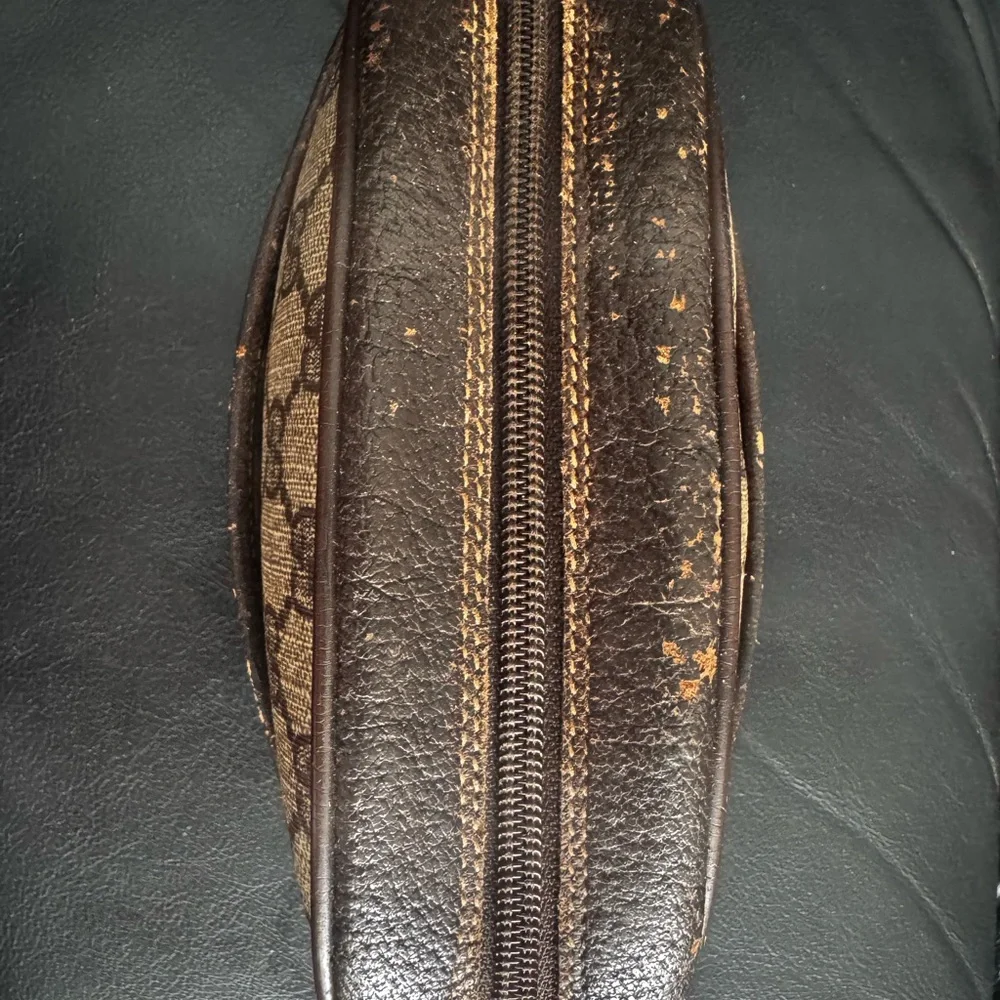 Gucci Beige and Brown Monogram Pouch Preloved Used - Picture 16 of 17